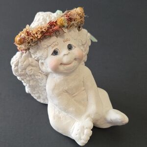 Dreamsicles "Sitting Pretty" Angel 4 Iches